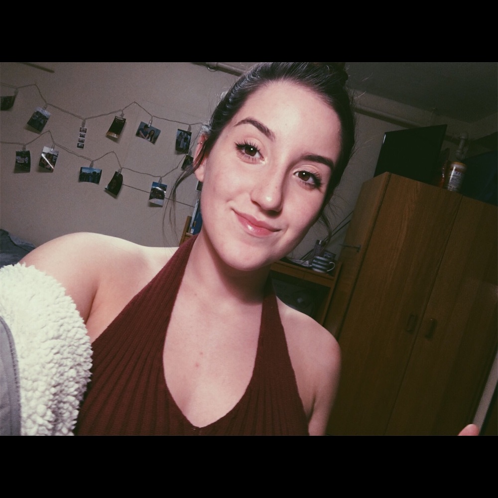 Meet your Posher, Abigail